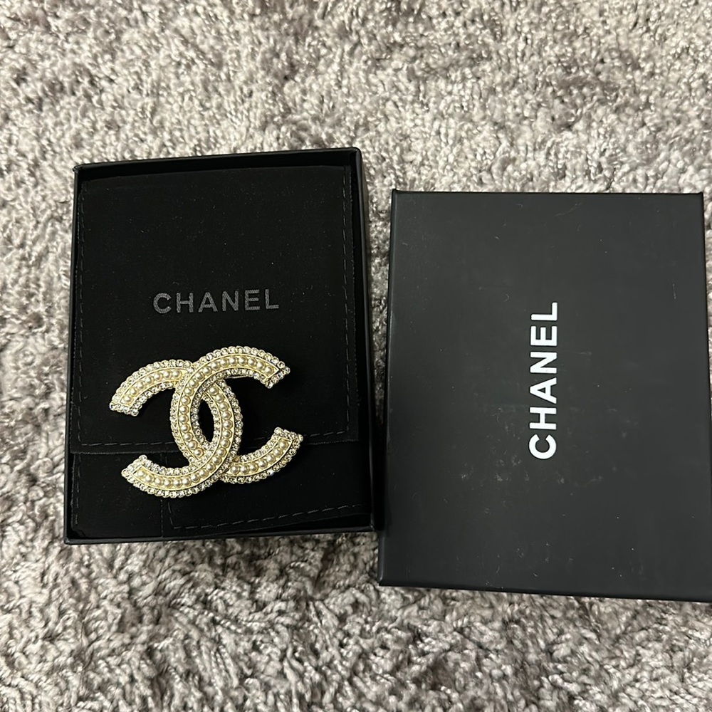 Chanel brooche